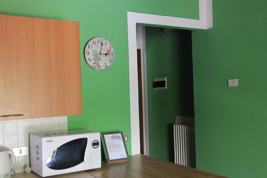 Veranda Beach Apartment Pianello Del Lario 客房 照片