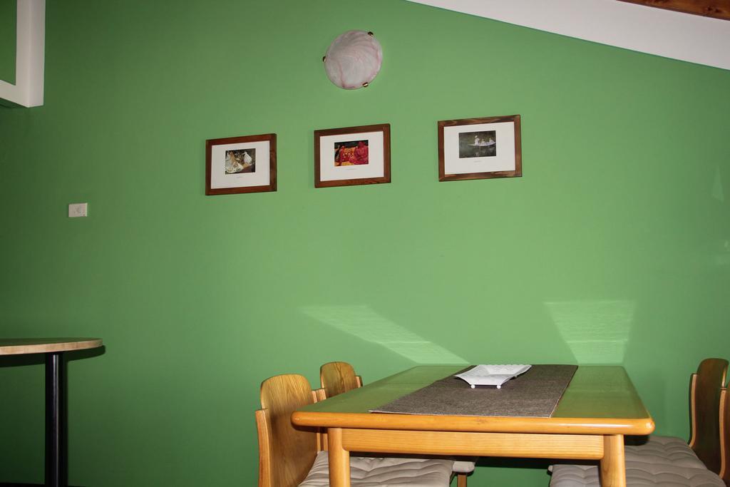 Veranda Beach Apartment Pianello Del Lario 客房 照片