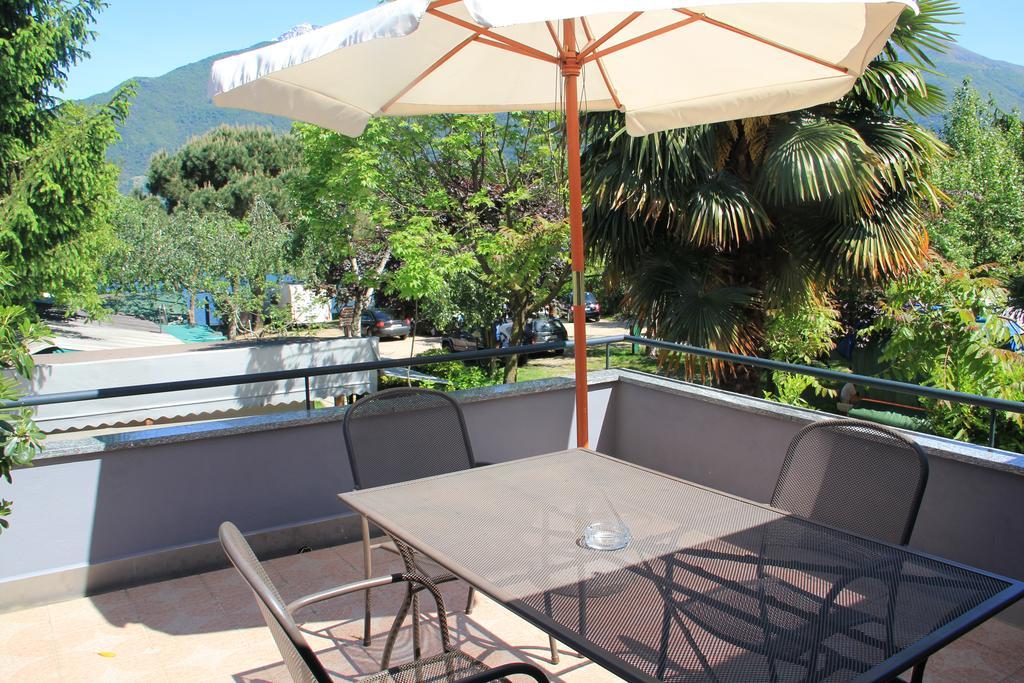 Veranda Beach Apartment Pianello Del Lario 客房 照片